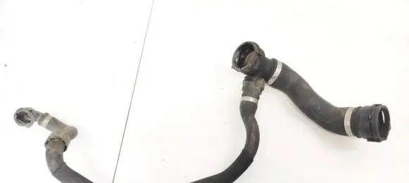 BMW 5 E60 E61 Engine coolant pipe/hose 1436824 1437040