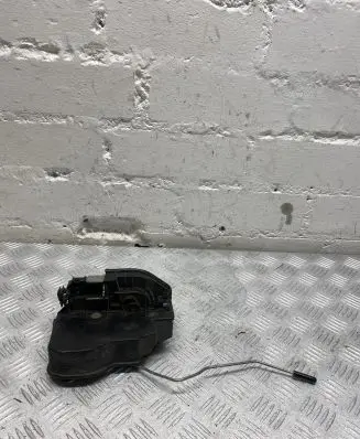 Front door lock