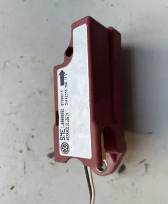 Volkswagen Golf IV Airbag deployment crash/impact sensor 1J0909606D