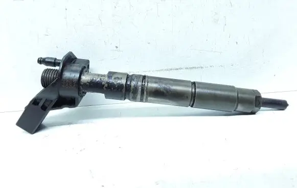 Mercedes-Benz ML W164 Fuel injector A6420700587