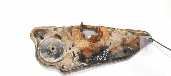 Peugeot 5008 Bracket in trunk/boot 