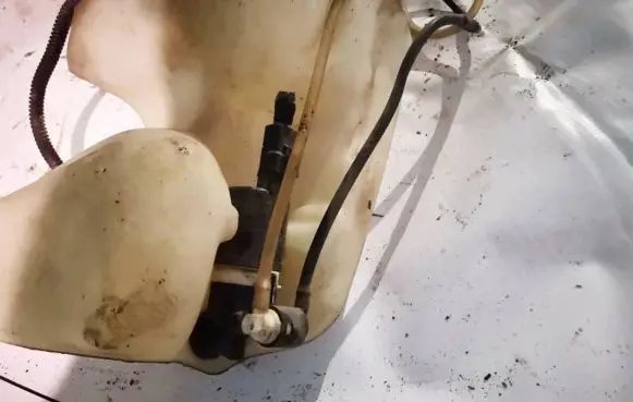 Citroen Xsara Picasso Windscreen/windshield washer pump 8200295685 286200851