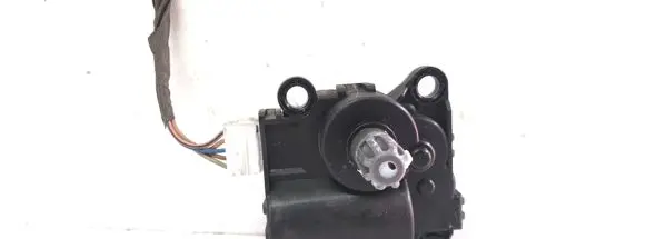 Hyundai Santa Fe Air flap motor/actuator D332-CK8AA04