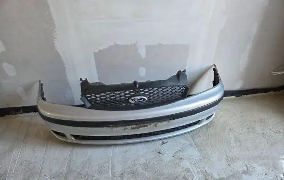 Ford Galaxy Front bumper