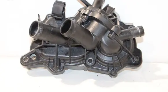 Volkswagen Golf VII Water pump 04E121042M