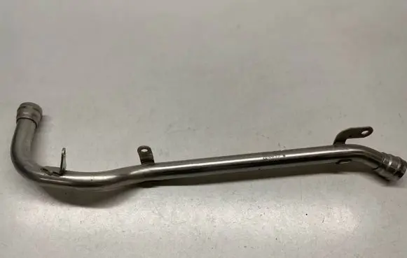Audi A7 S7 4G Engine coolant pipe/hose 06E131831S