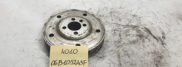 Audi A4 S4 B6 8E 8H Crankshaft pulley 06B105243F