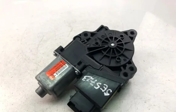 KIA Ceed Front door window regulator motor 83460A2010