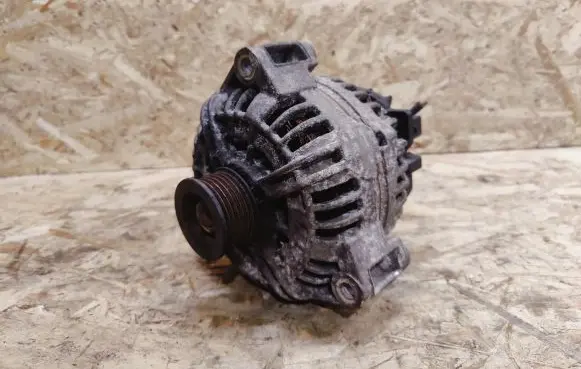 Mercedes-Benz S W220 Generator/alternator A0121548902