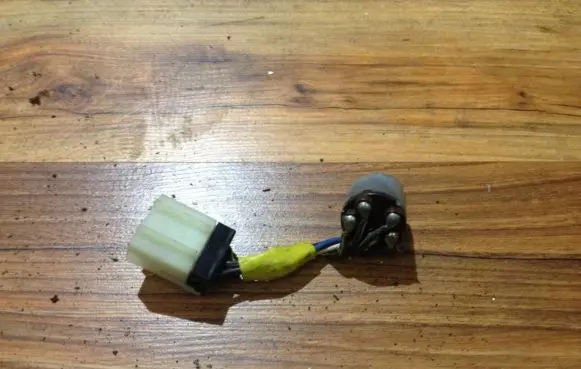 Nissan Almera Ignition lock contact 