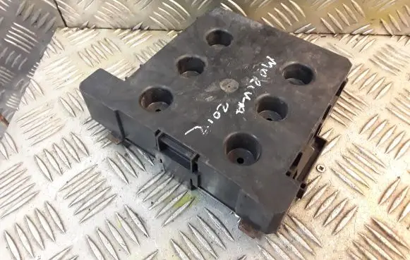 Opel Meriva B Battery bracket 13312810