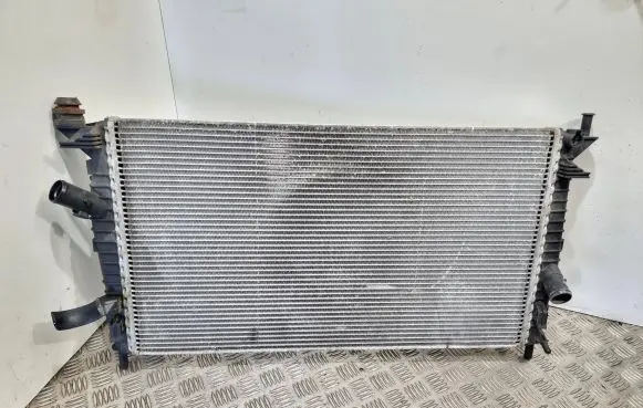 Coolant radiator