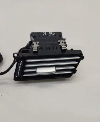 Mercedes-Benz E W212 Dashboard side air vent grill/cover trim A2128300254 A2124400806