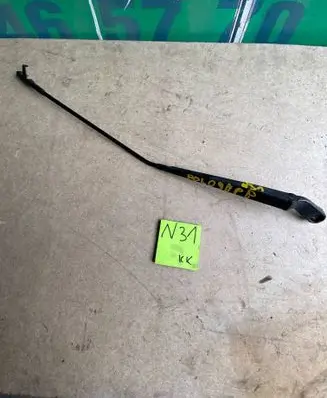 Volkswagen Polo IV 9N3 Front wiper blade arm 6Q1955410A