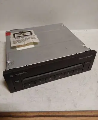 Volkswagen Touran I CD/DVD changer 3c0035110a