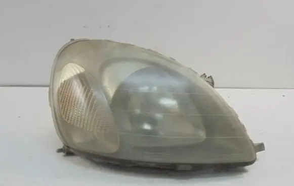 Toyota Yaris Verso Headlight/headlamp 52002