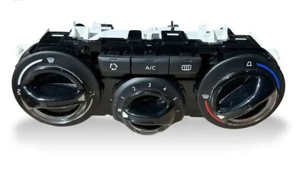 Peugeot 208 Climate control unit 96722483 96722483ZD