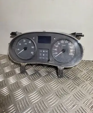 Renault Trafic II (X83) Speedometer (instrument cluster) P8200390132