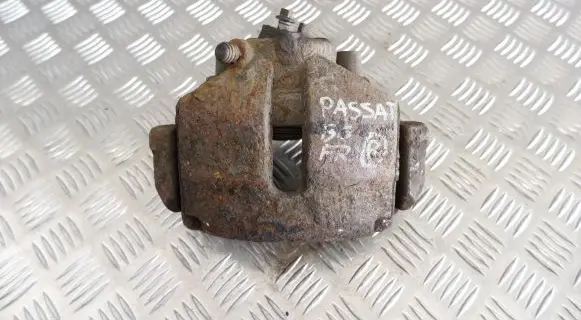 Volkswagen PASSAT B6 Front brake caliper