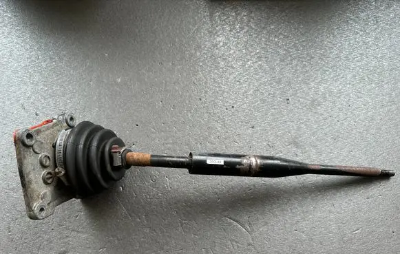 Nissan Patrol 260 Gear shift rod 32840C9610