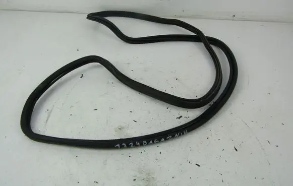 Volkswagen Polo III 6N 6N2 6NF Trunk rubber seal (body) 