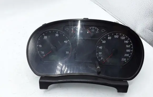 Volkswagen Polo Speedometer (instrument cluster) 6Q0920800E