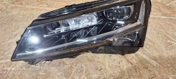 Skoda Superb B8 (3V) Headlight/headlamp 3V1941015D