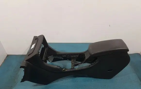 Citroen C5 Center console 9682469677