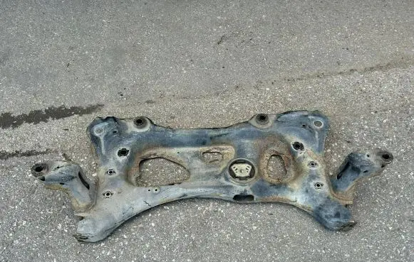Volkswagen Golf VII Front subframe 5Q0199315R 22156