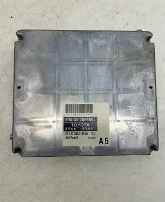 Toyota Avensis T250 Engine control unit/module 8966105A51 1758009510 MB1758009510