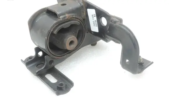 Toyota RAV 4 (XA20) Engine mount bracket 1237222050 1237222051 12372-22051