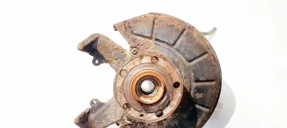 Skoda Octavia Mk2 (1Z) Front wheel hub 