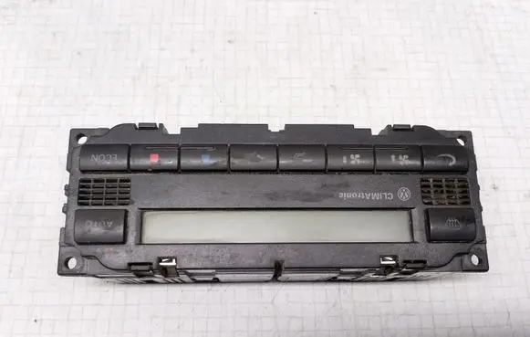 Volkswagen PASSAT B5 Climate control unit 3B1907044H