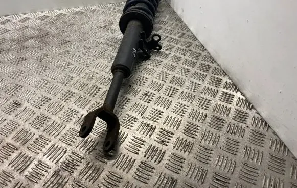 BMW 6 F12 F13 Front shock absorber/damper