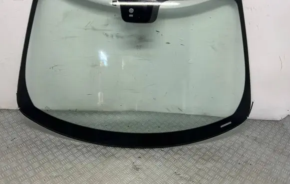 Fiat Tipo Front windscreen/windshield window 