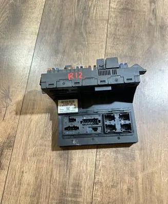 Mercedes-Benz E W211 Fuse module 2115457601