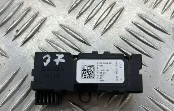 Volkswagen PASSAT B6 Steering angle sensor 3C0959654