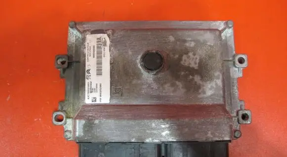 Peugeot 208 Engine control unit/module 9845426480 9843252980
