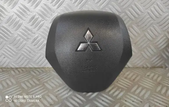 Steering wheel airbag