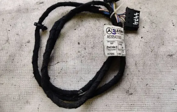 Mercedes-Benz Vito Viano W639 Sliding door wiring loom A6395407909 G13998