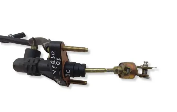 Toyota Corolla Verso AR10 Clutch master cylinder 