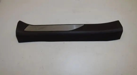 Lexus LS 500 Rear sill trim cover 6791750190