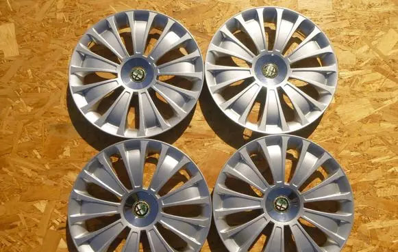 Alfa Romeo Mito R16 wheel hub/cap/trim 50508972