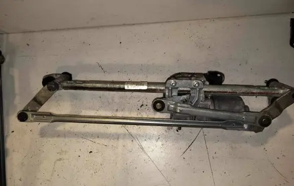 Skoda Octavia Mk2 (1Z) Front wiper linkage and motor 3397020651 1Z1955023C