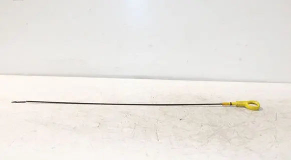 Volkswagen PASSAT B8 Oil level dip stick 04E115611AC