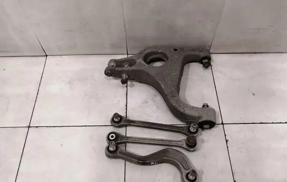 Porsche Panamera (970) Rear upper control arm/wishbone 97033104102