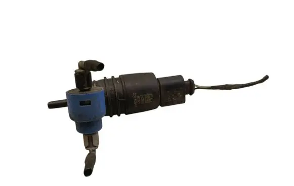 Volkswagen Touran I Windscreen/windshield washer pump 26259 8790 20210517