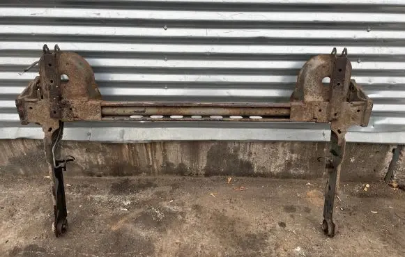 Renault Trafic II (X83) Rear axle beam 