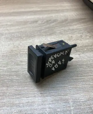 Volkswagen Sharan Windscreen/window heater switch 7M3959621 YM2113C621AAV