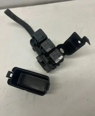Nissan Qashqai Fuse box set 64200049